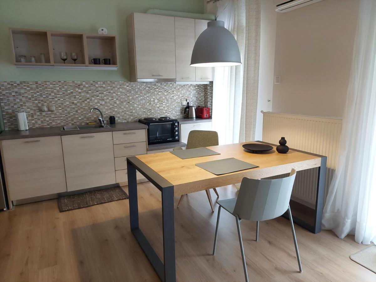 Apartamento Cholargos Metro Station 2 Persons Cozy Studio. Atenas Exterior foto